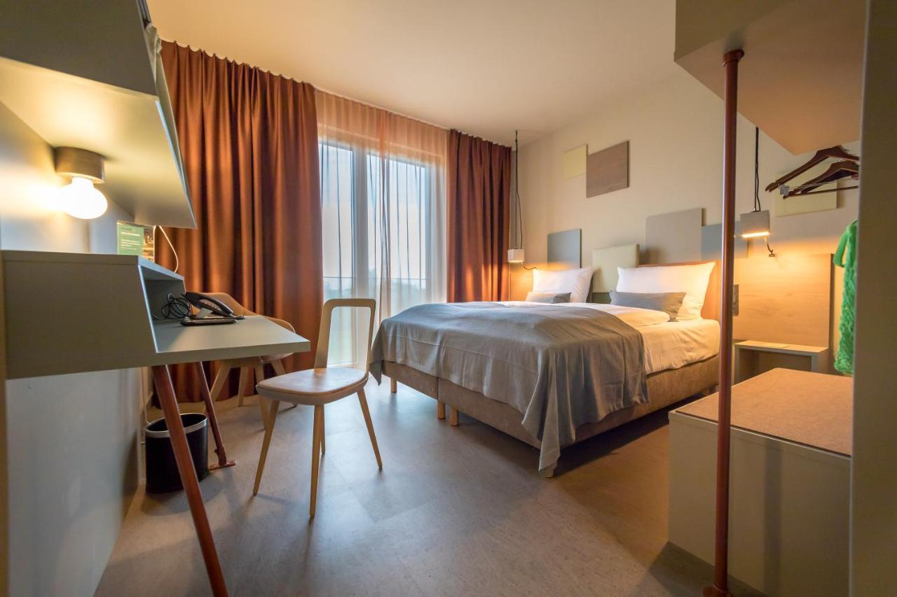 Hotel Einsmehr Аугсбург Экстерьер фото