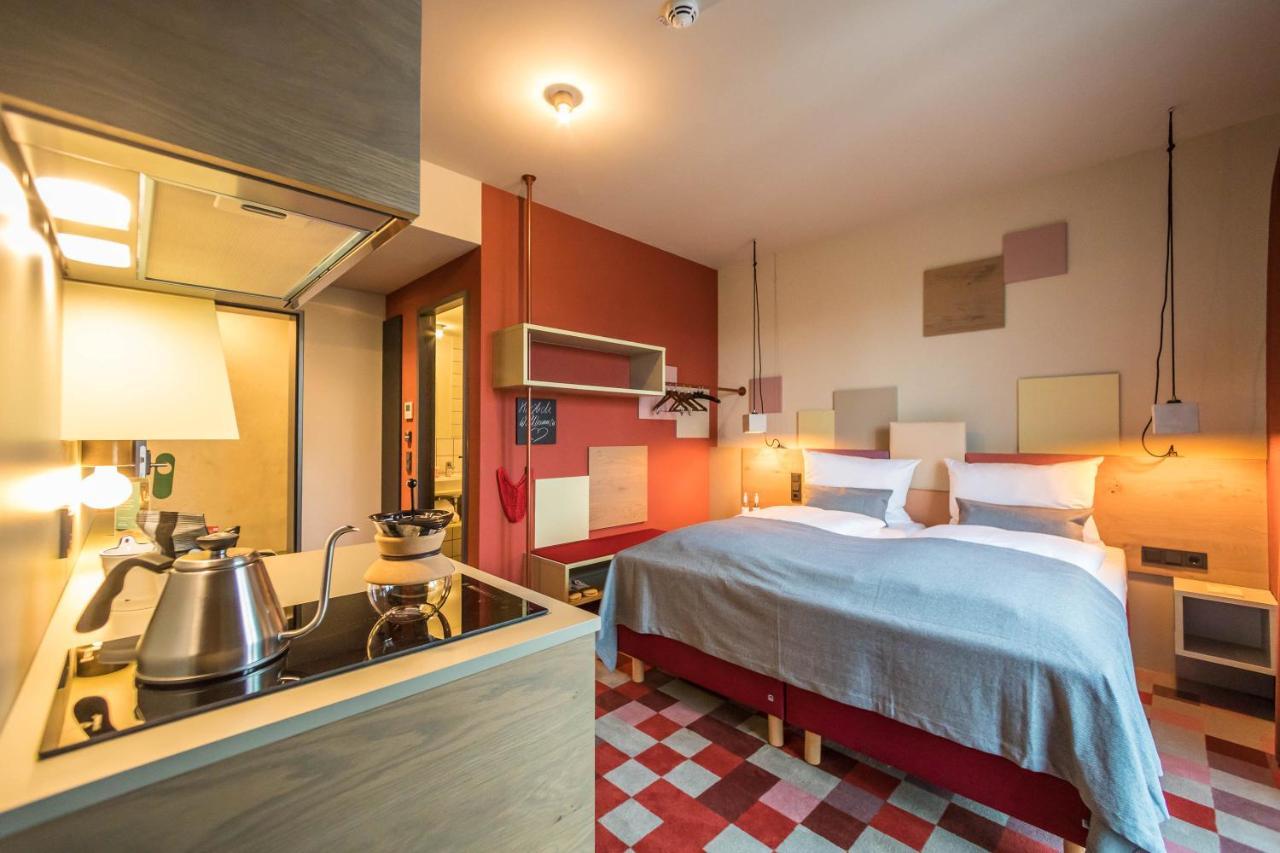 Hotel Einsmehr Аугсбург Экстерьер фото
