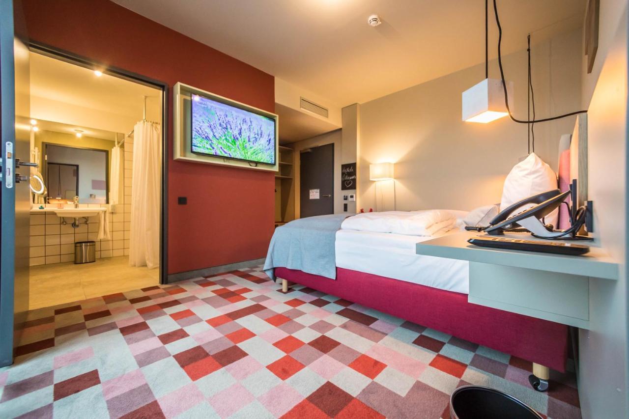 Hotel Einsmehr Аугсбург Экстерьер фото