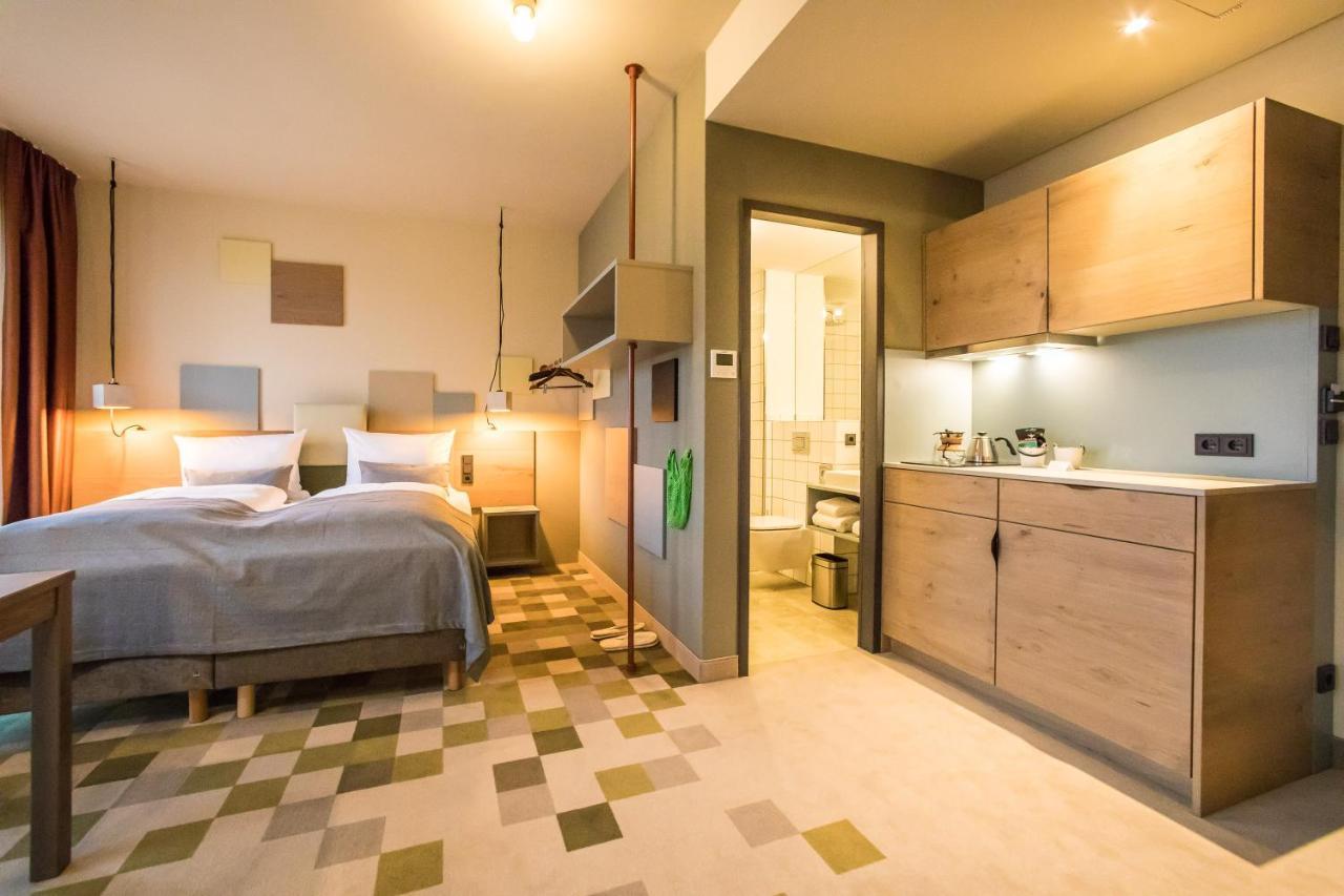 Hotel Einsmehr Аугсбург Экстерьер фото
