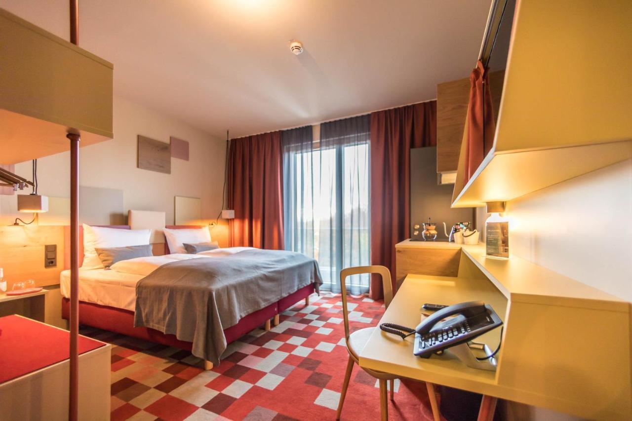 Hotel Einsmehr Аугсбург Экстерьер фото