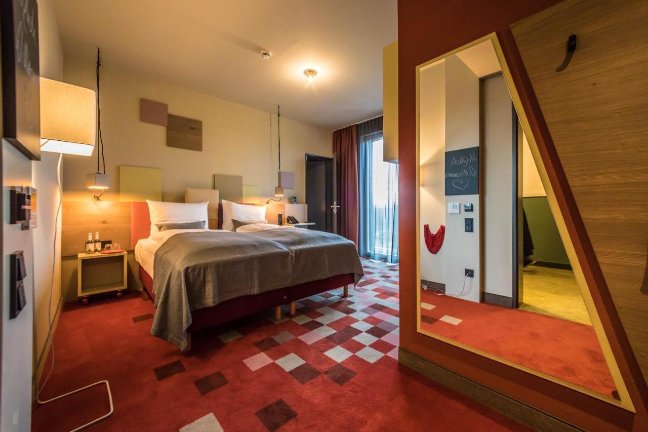 Hotel Einsmehr Аугсбург Экстерьер фото